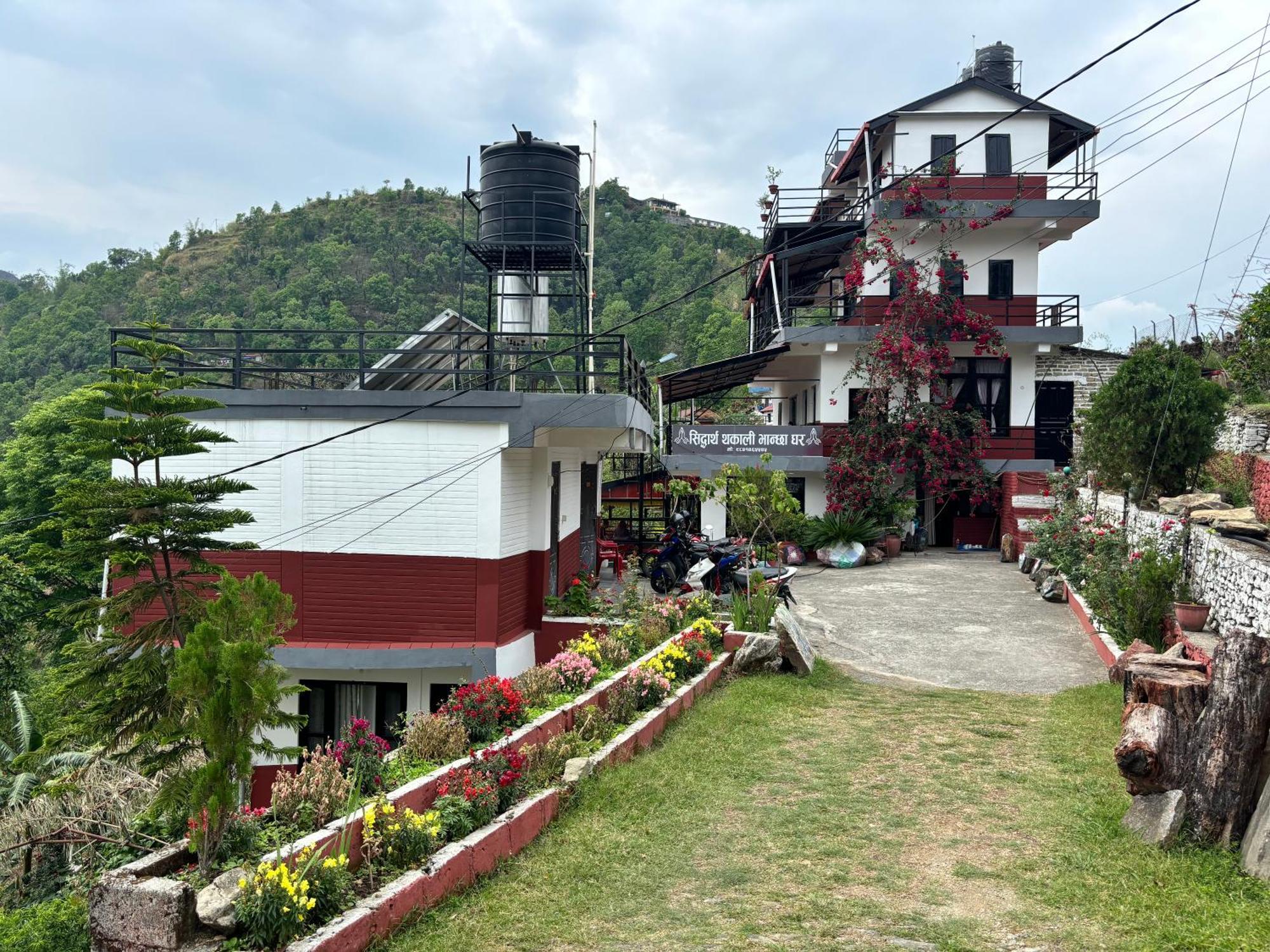 Siddhartha Garden Ayurveda 호텔 포카라 외부 사진